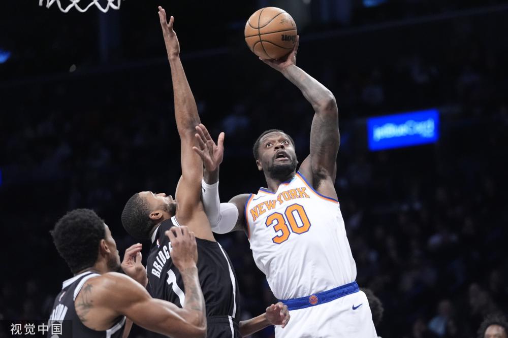 随着他的影 随着他的影